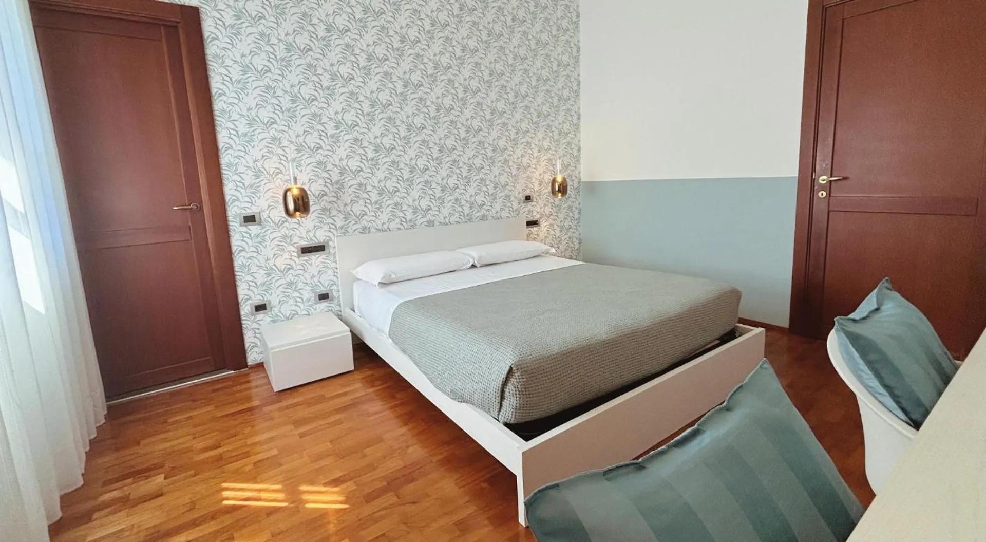 Casa Ceruti Bed and Breakfast Villa Guardia 0*,